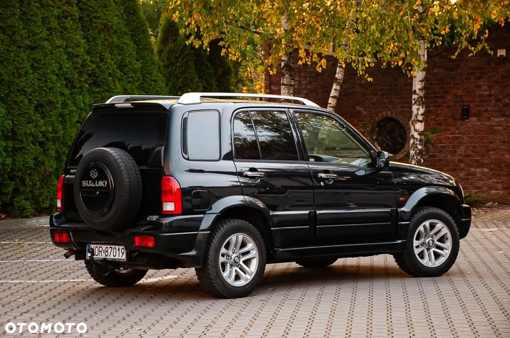 Suzuki Grand Vitara 2.0 Limited - 16