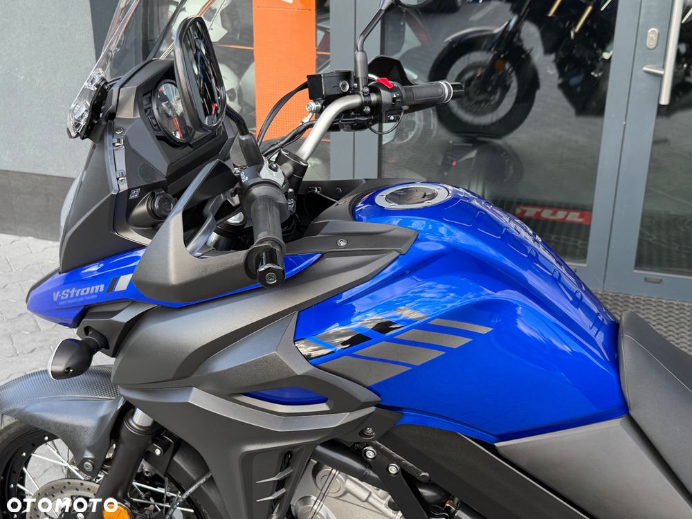 Suzuki V-STROM - 37