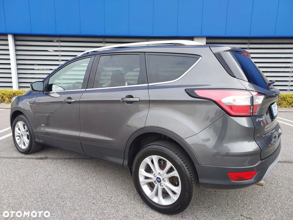 Ford Kuga 2.0 TDCi AWD Titanium - 4