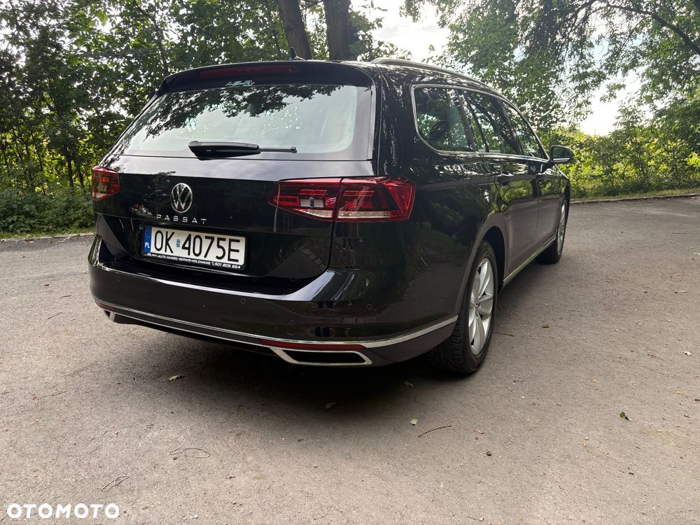Volkswagen Passat 2023 photo 4