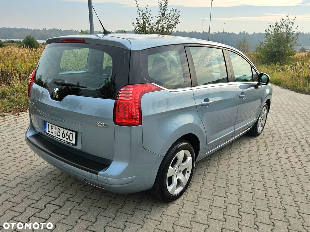 Peugeot 5008 2.0 HDi Premium - 21