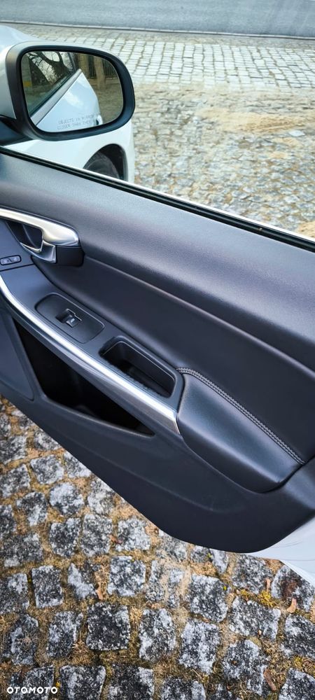 Volvo S60 T5 Geartronic RDesign - 36