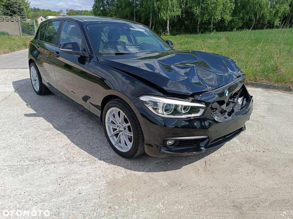 BMW Seria 1 116d Sport Line - 2