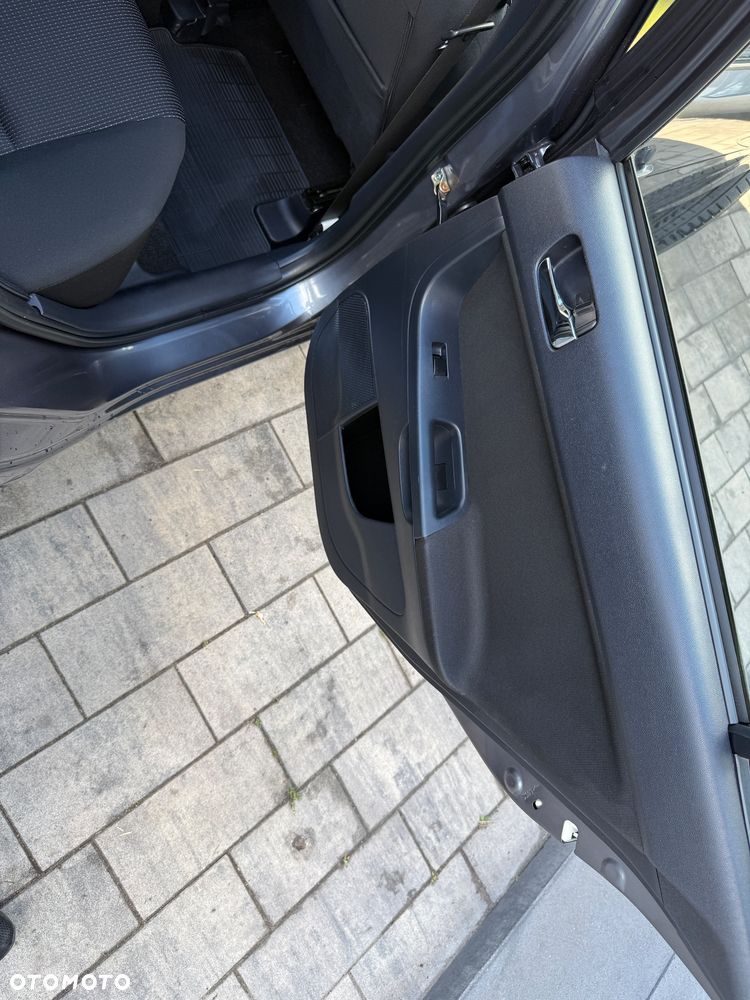 Mitsubishi Lancer 1.8 Intense - 30