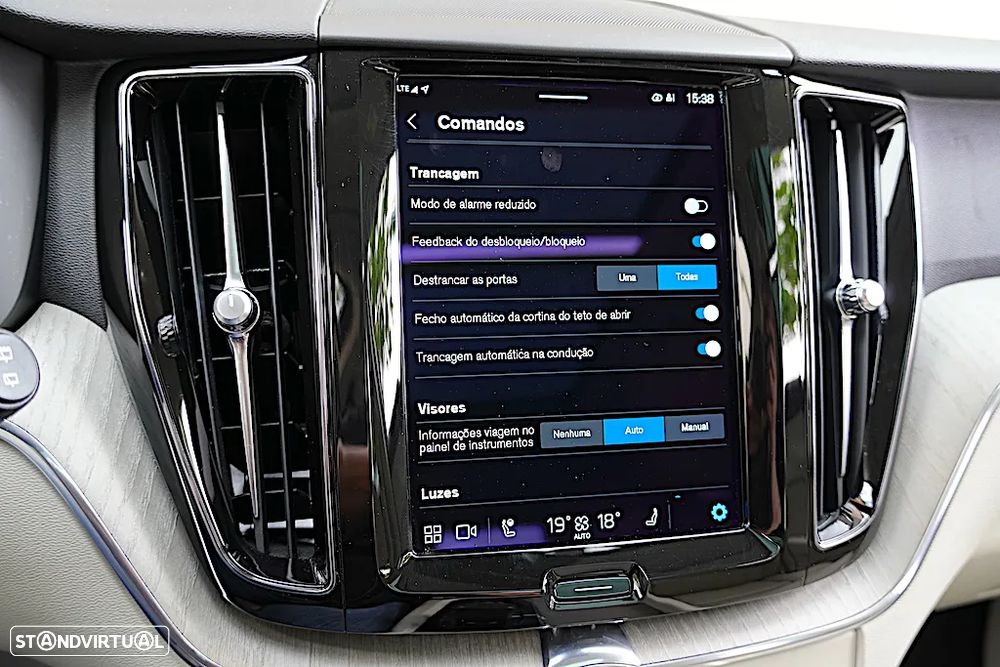 Volvo XC 60 2.0 T6 PHEV Plus Bright AWD - 46