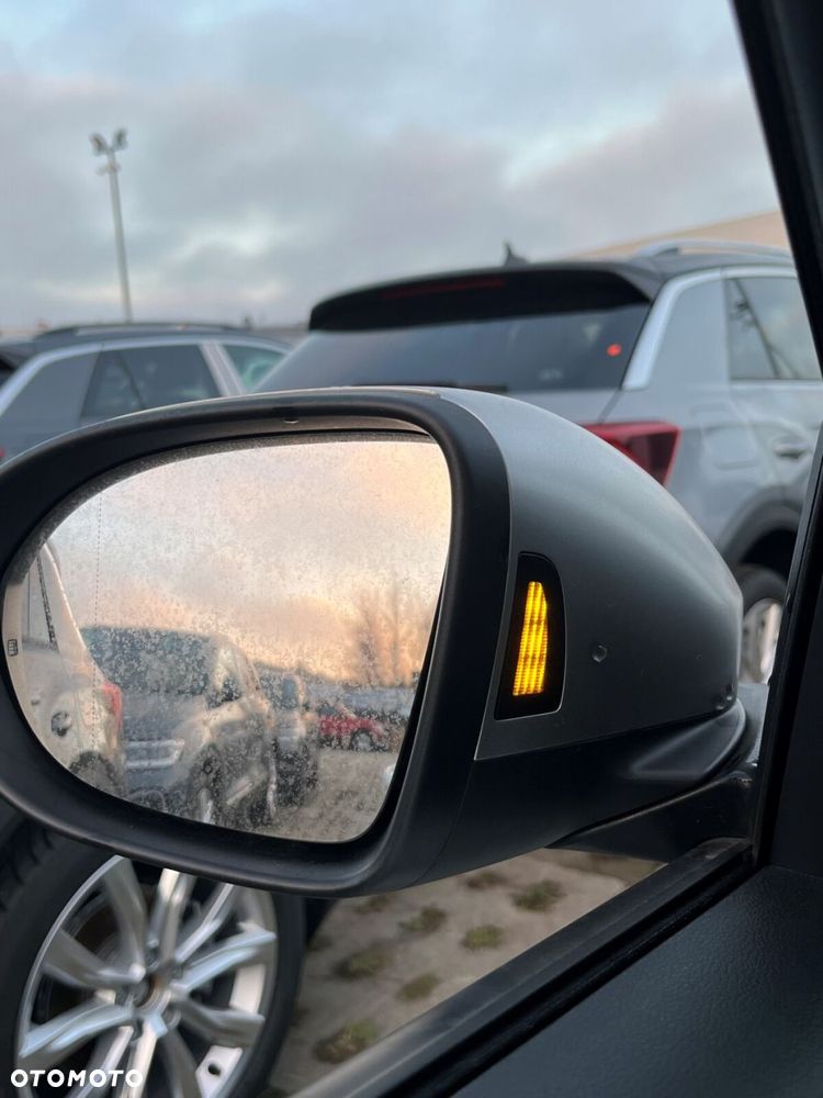 Volkswagen T-Roc 2.0 TSI 4Motion R DSG - 11