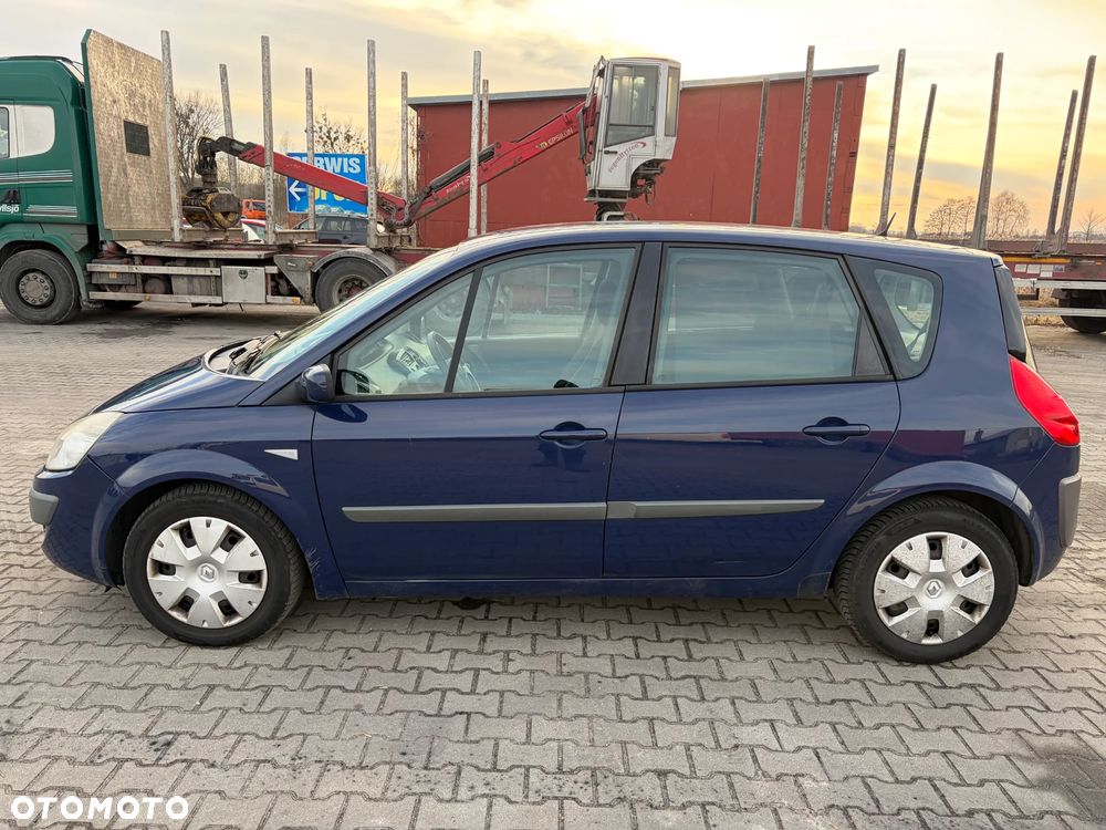 Renault Scenic 1.9 dCi FAP Avantage - 3