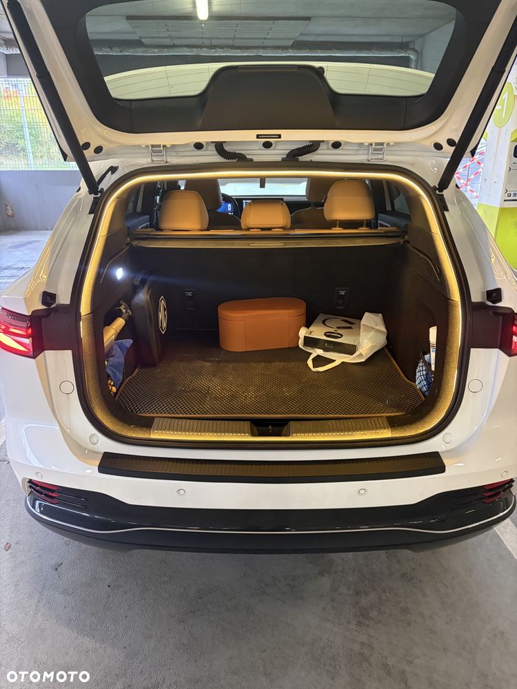 MG HS PHEV - 8