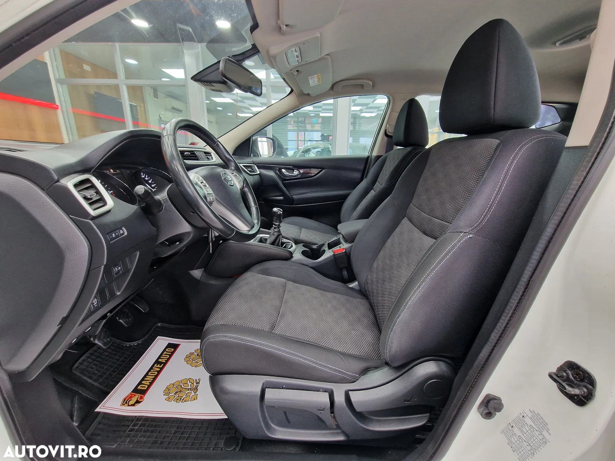 Nissan Qashqai 1.5 DCI Start/Stop Acenta - 6