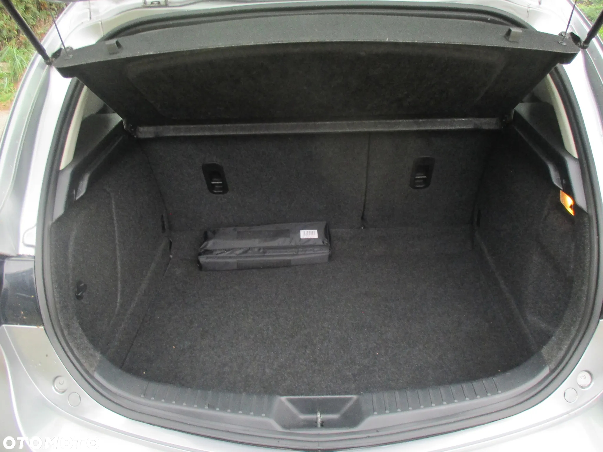 Mazda 3 1.6 Exclusive - 12