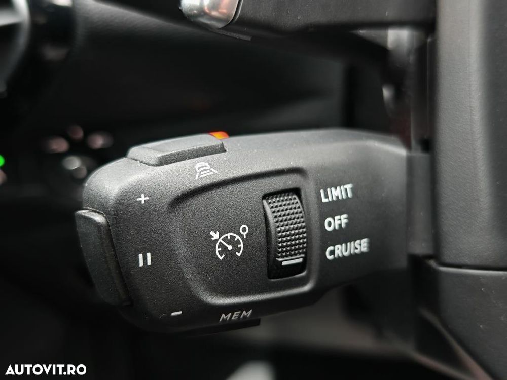 DS Automobiles DS 7 Crossback - 26