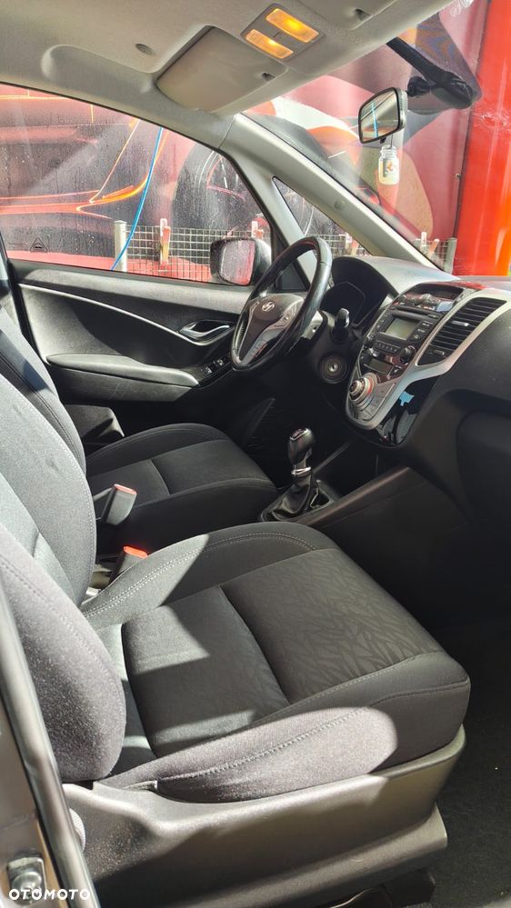 Hyundai ix20 - 15
