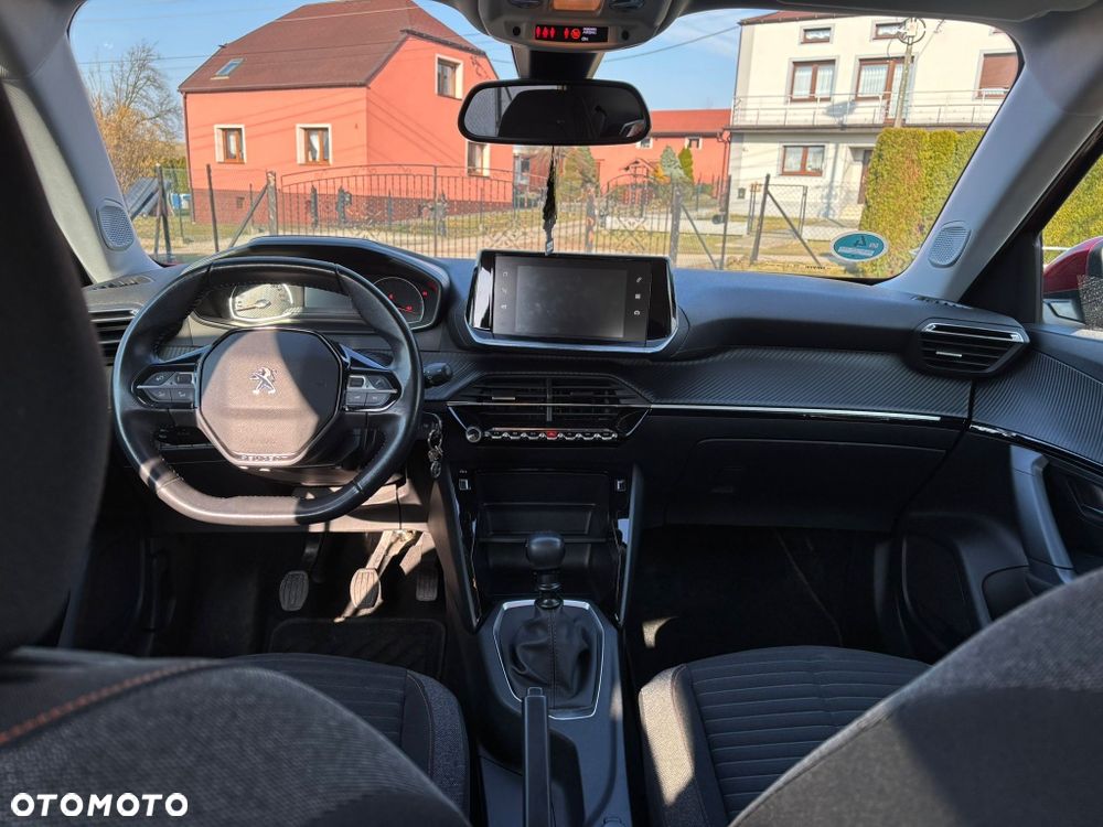 Peugeot 2008 - 7