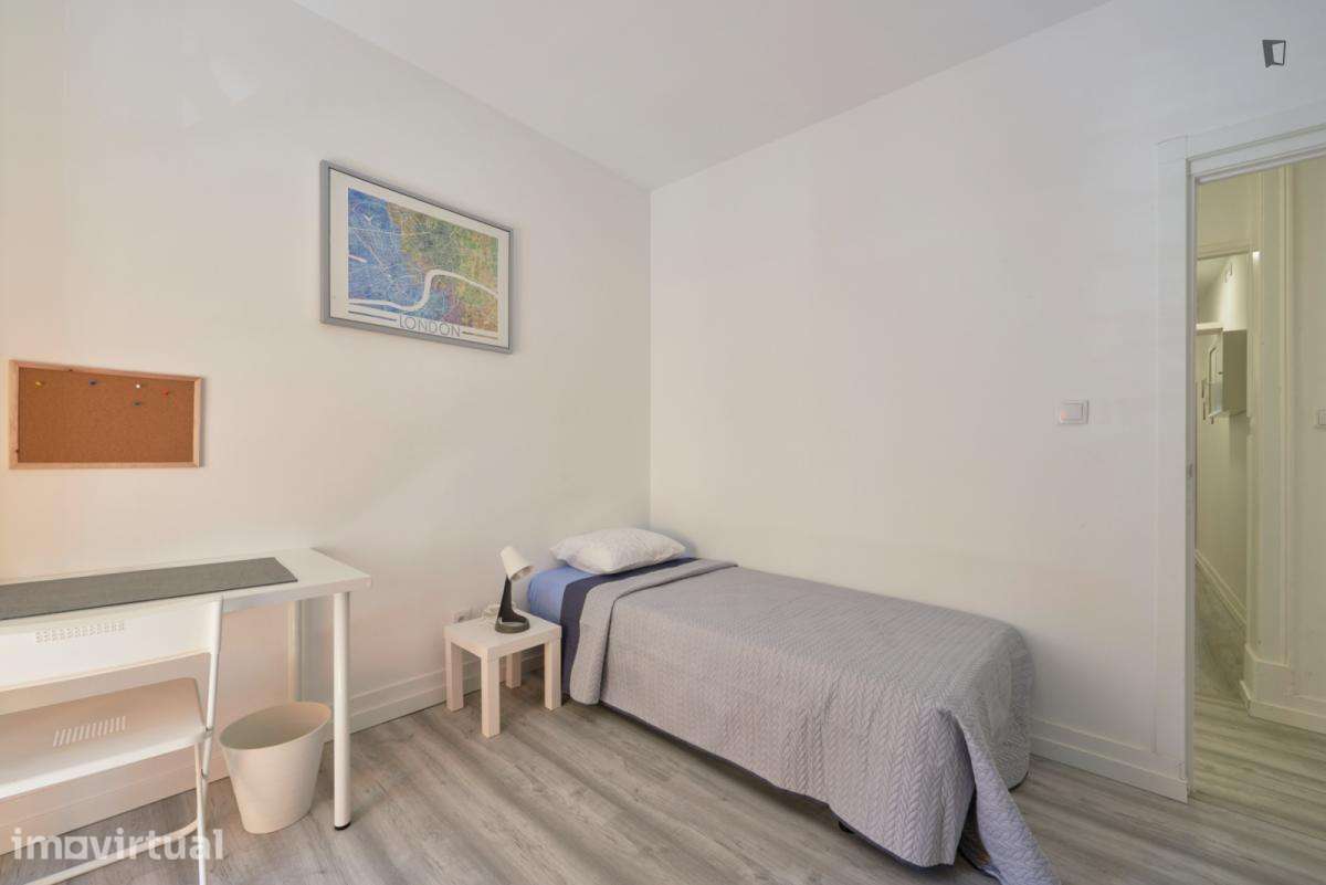 Quarto - localizado em Arroios Lisbon - Grande imagem: 3/38