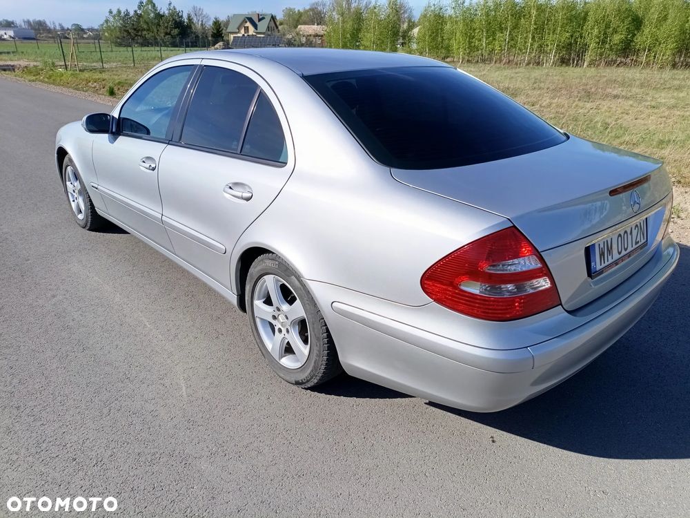 Mercedes-Benz Klasa E 220 CDI Automatik Classic DPF - 8