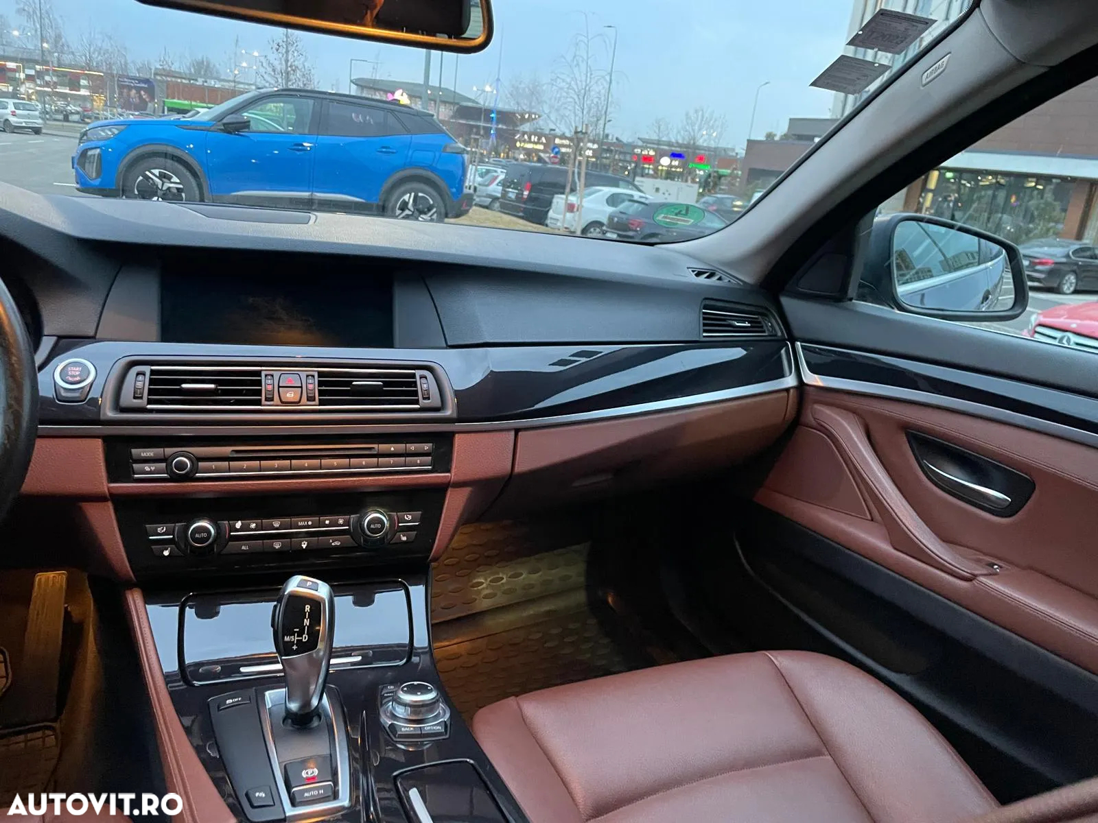 BMW Seria 5 520d Touring Aut. Edition Fleet - 11