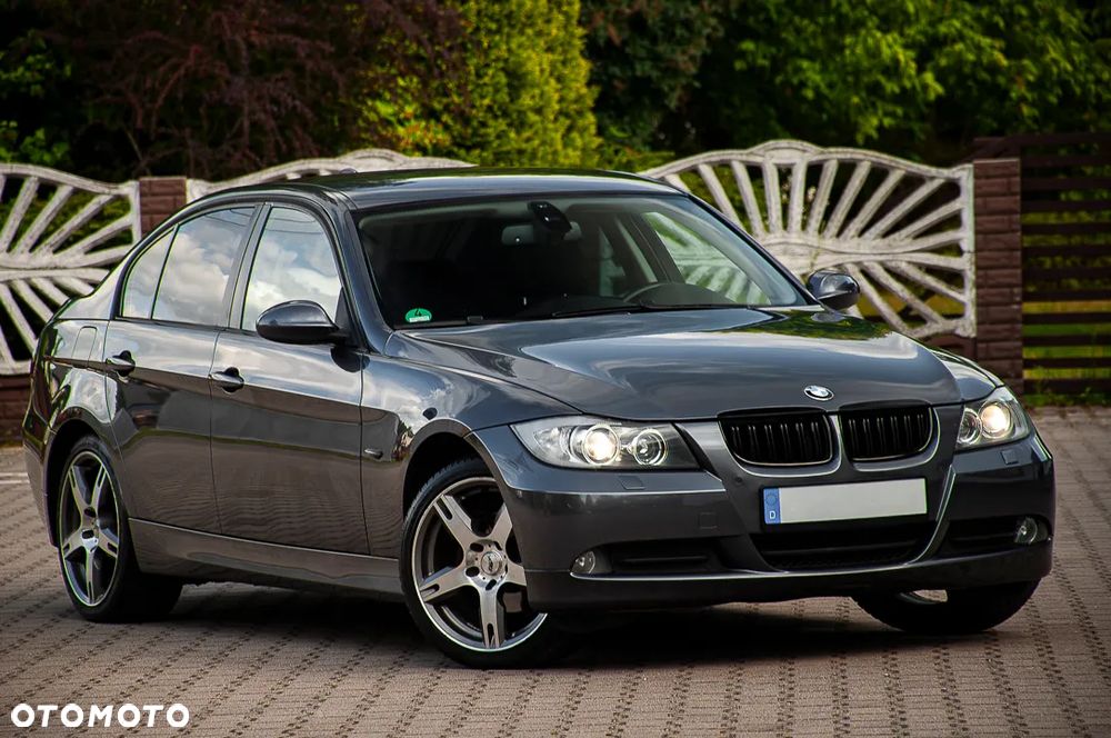 BMW Seria 3 318i Edition Sport - 24