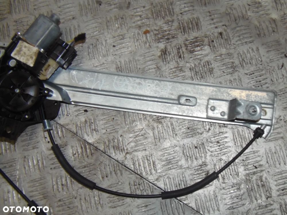 MECHANIZM PODNOSNIK SZYBY LEWY PRZÓD FORD KUGA MK2 2014R - 2