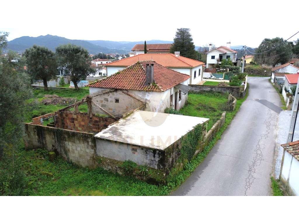 Moradia para Restauro - São Pedro de Arcos - Ponte de Lima - Grande imagem: 4/12