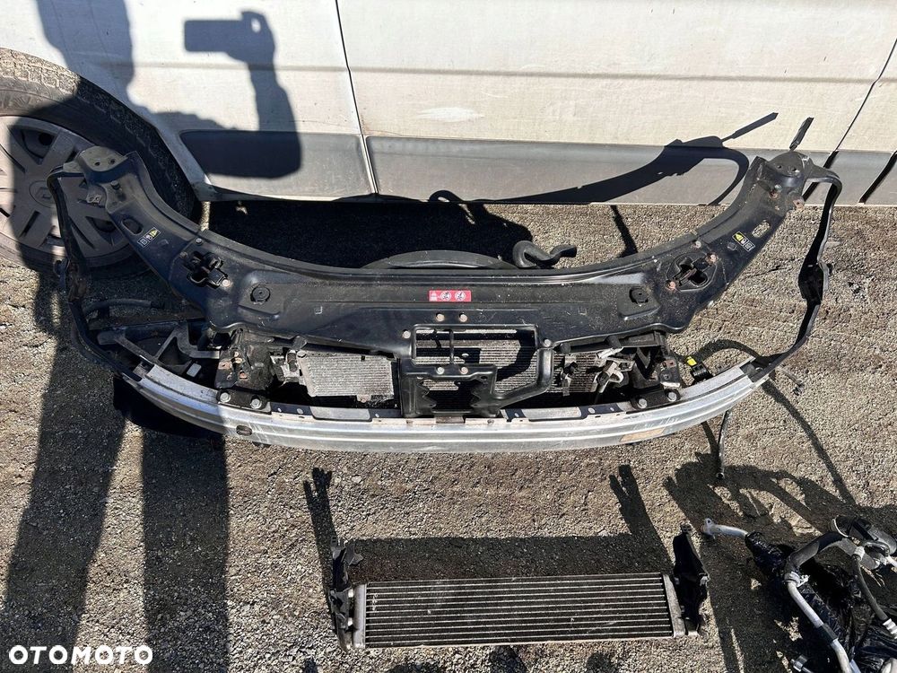 Mercedes W221 2012 6.3 AMG PAS PRZEDNI CHŁODNICE WENTYLATOR - 2