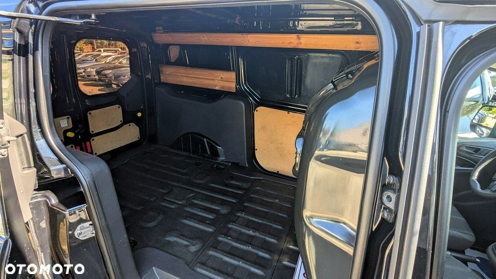 Ford Connect - 32