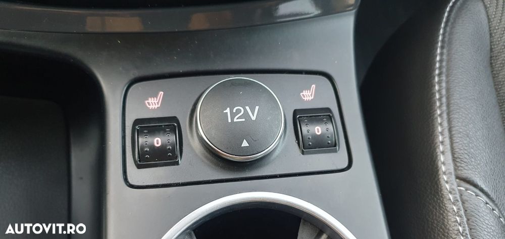 Ford Kuga 1.5 EcoBoost 2x4 Business Edition - 8