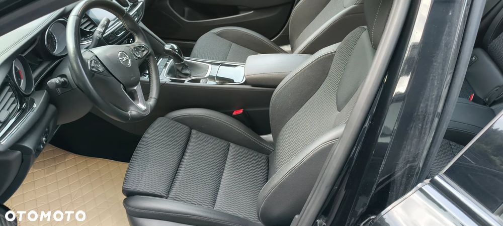 Opel Insignia 2.0 CDTI Exclusive S&S - 24