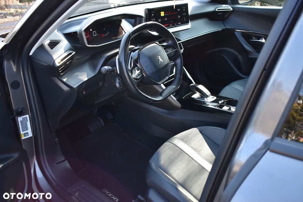 Peugeot 2008 1.5 BlueHDi Allure S&S EAT8 - 16