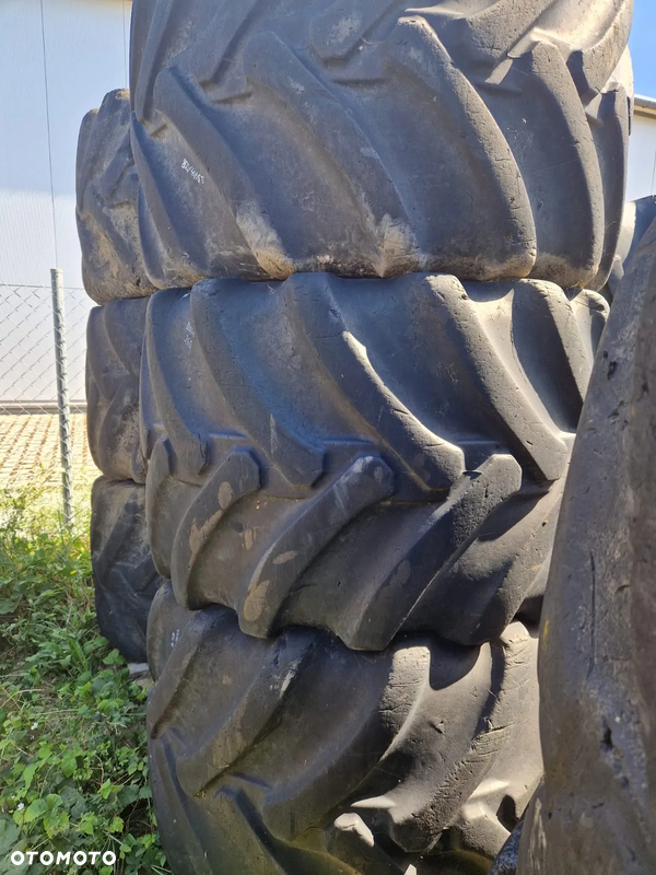 Opony leśne Tianli 800/40-26.5 hokej jodła