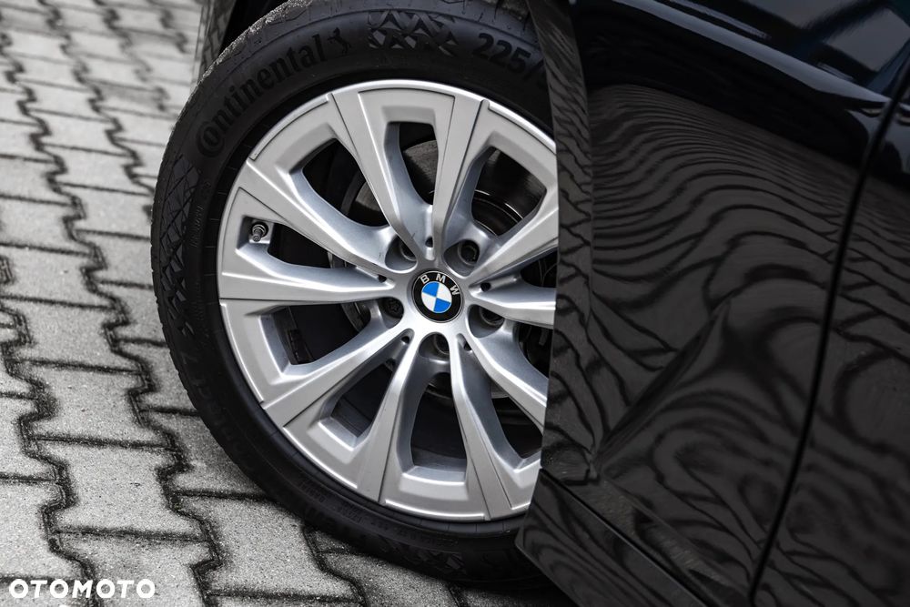BMW Seria 3 318d - 10