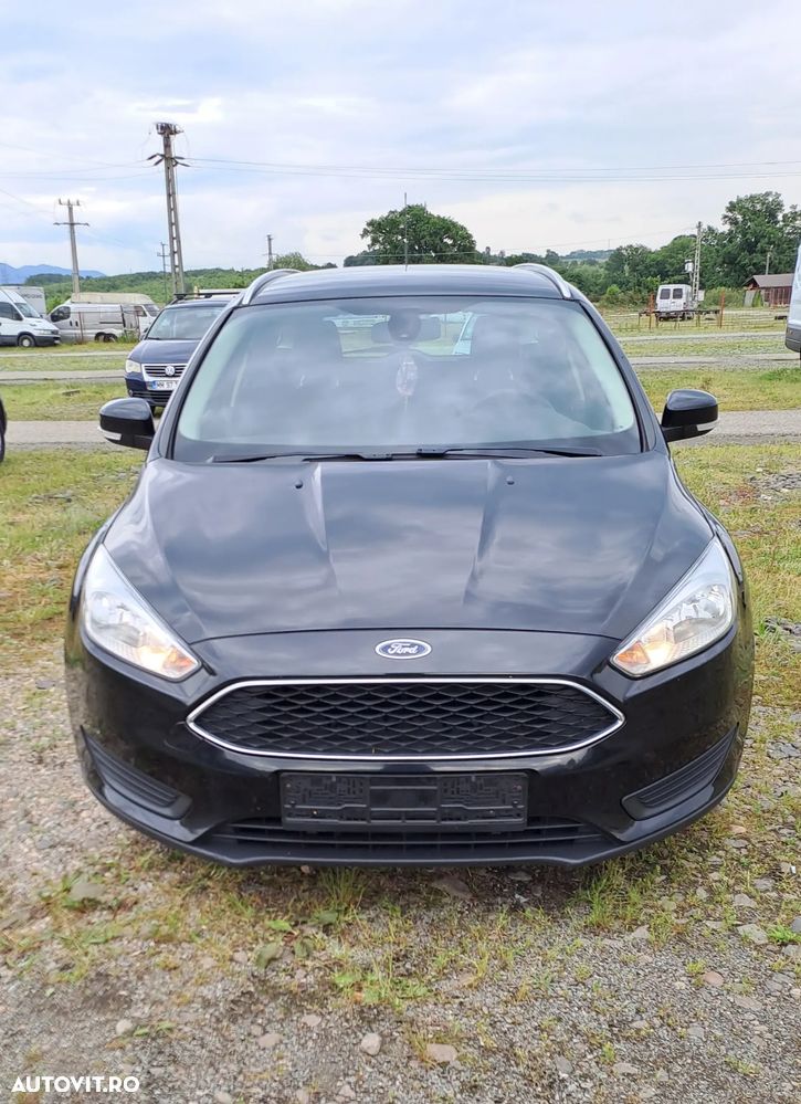 FORD Focus 2015 — imagine 5