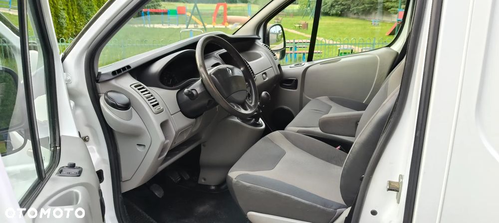 Renault TRAFIC L1H1 STAN IDEALNY - 6