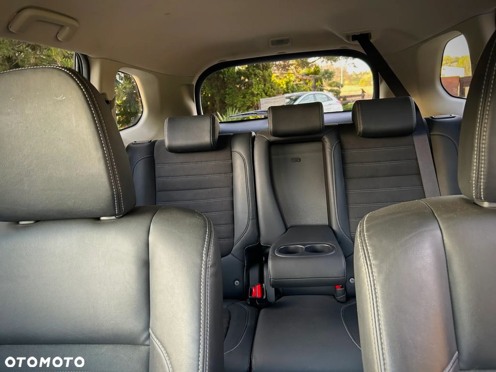 Mitsubishi Outlander Instyle NAVI + - 12