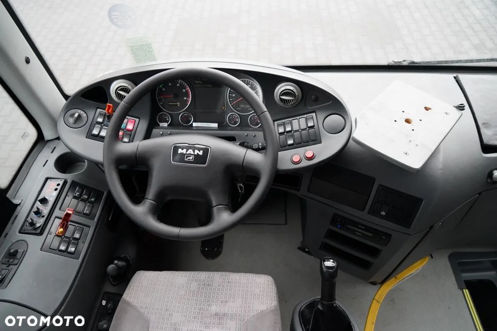 MAN LIONS’S REGIO / EURO 5 / MANUAL / KLIMA / SPROWADZONY/ - 26