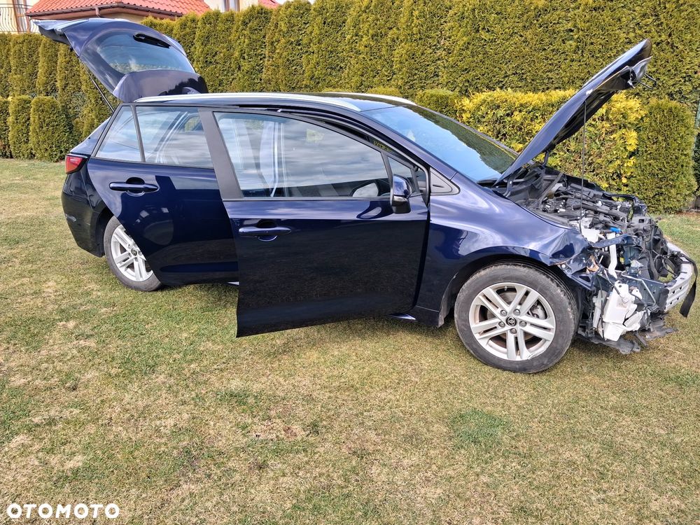 Toyota Corolla 1.8 Hybrid Comfort - 29