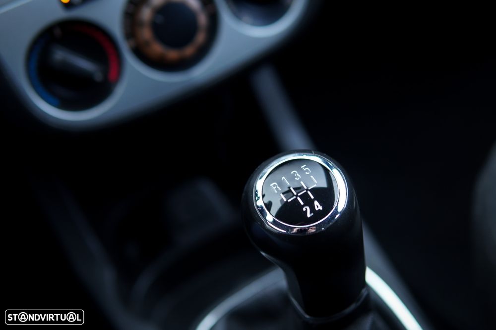 Opel Corsa 1.3 CDTI Enjoy EcoFLEX - 27