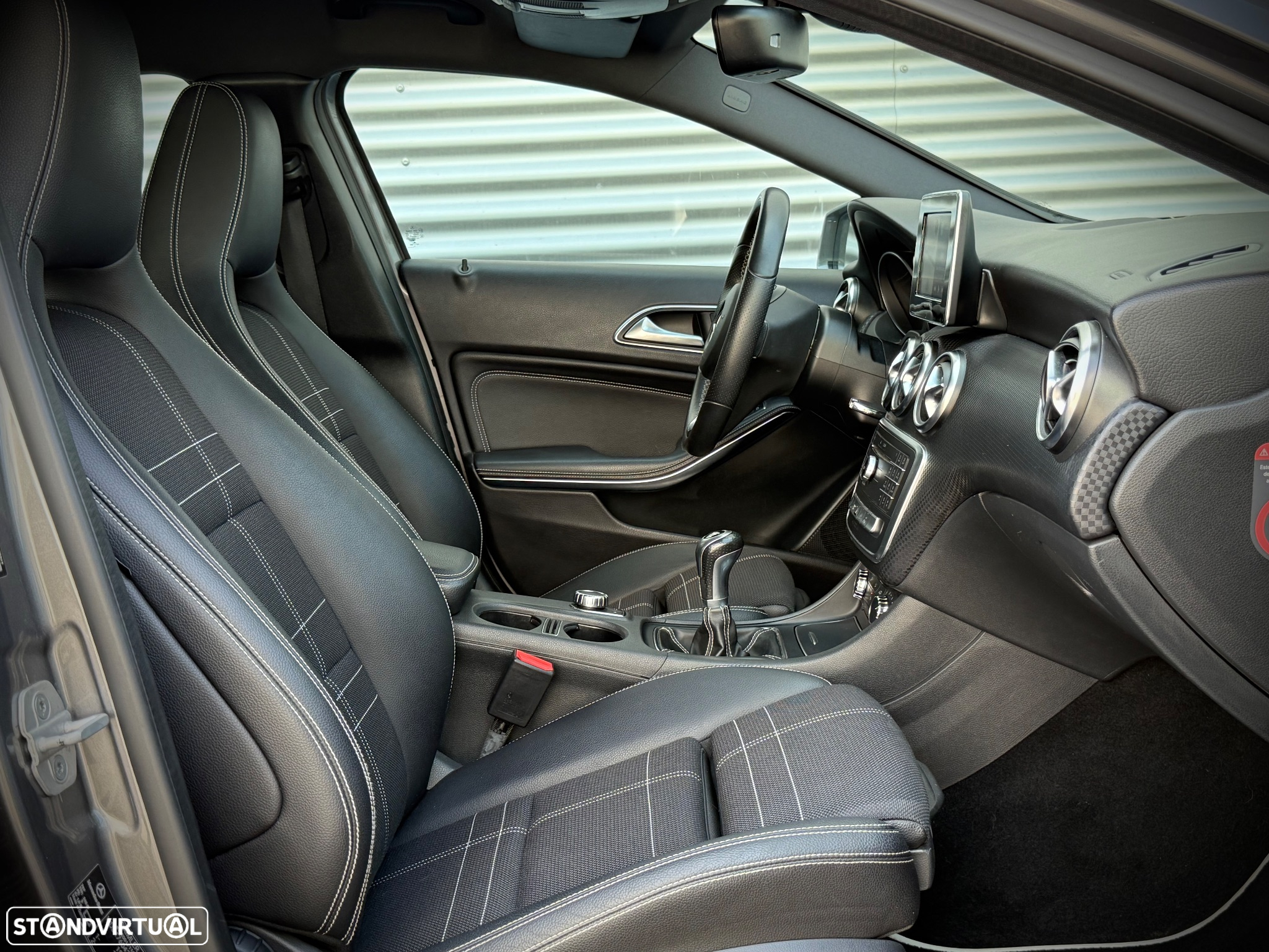 Mercedes-Benz A 180 Dynamic Edition - 10