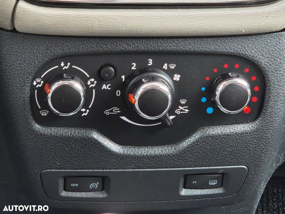 Dacia Lodgy dCi 110 Prestige - 14