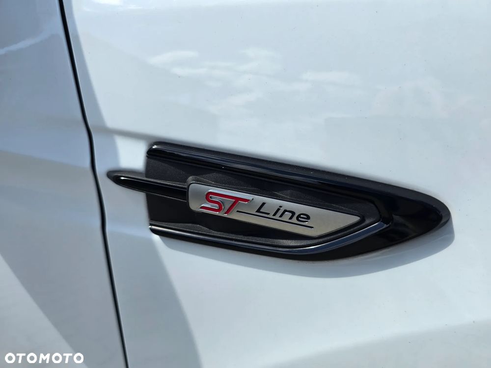 Ford Kuga - 39