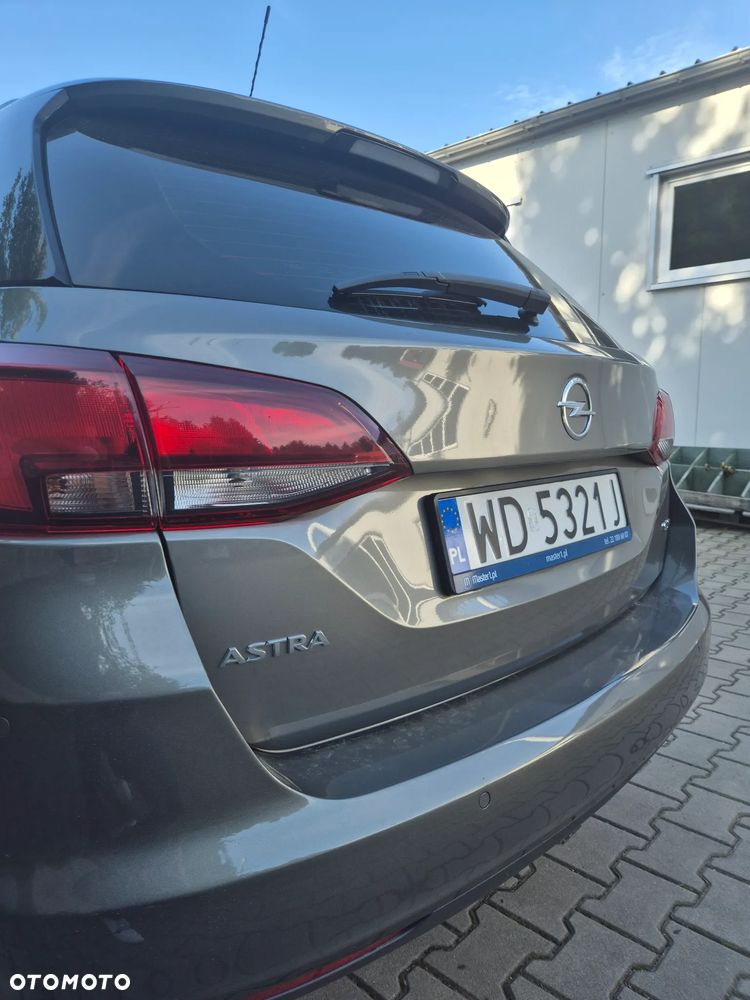 Opel Astra 1.6 CDTI Sport - 21