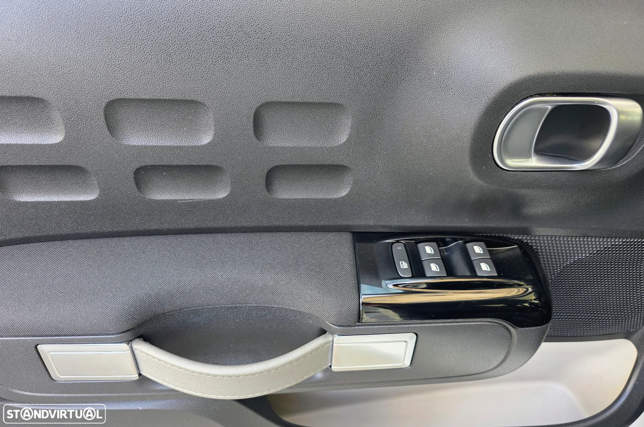 Citroën C3 1.2 PureTech Shine - 28