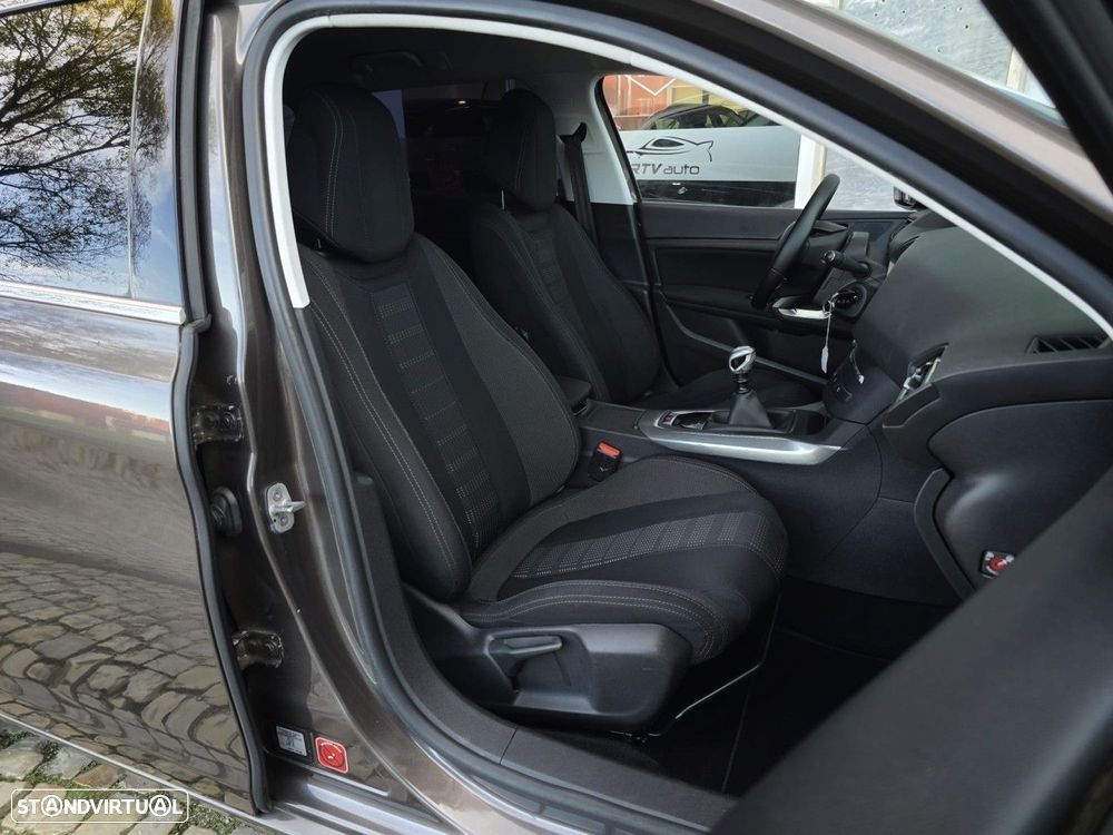 Peugeot 308 SW 1.6 BlueHDi Allure - 16