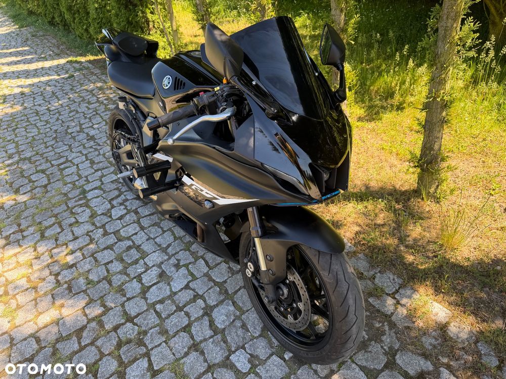 Yamaha R7 - 13