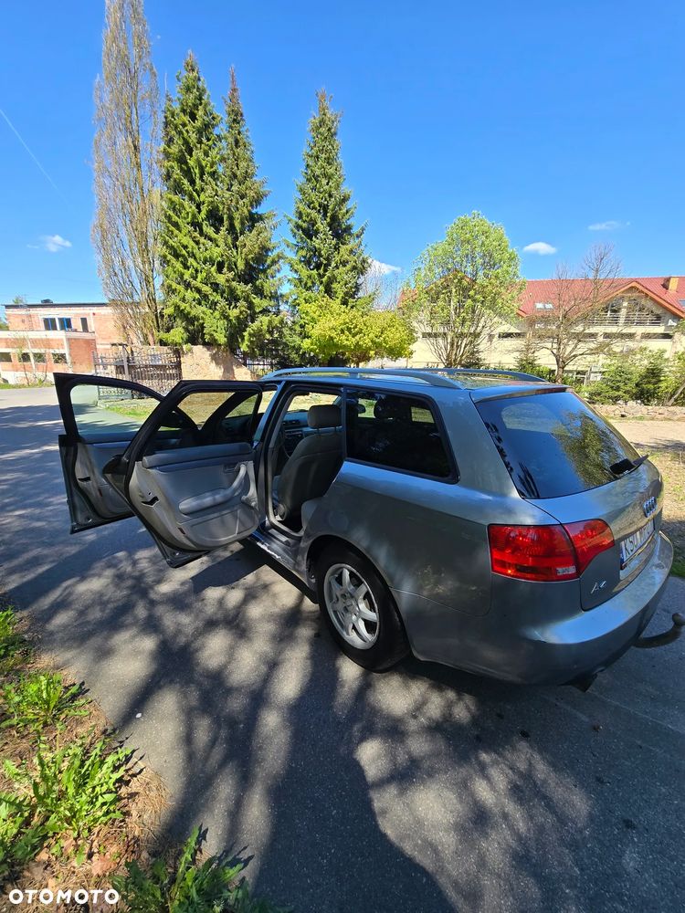 Audi A4 Avant - 16