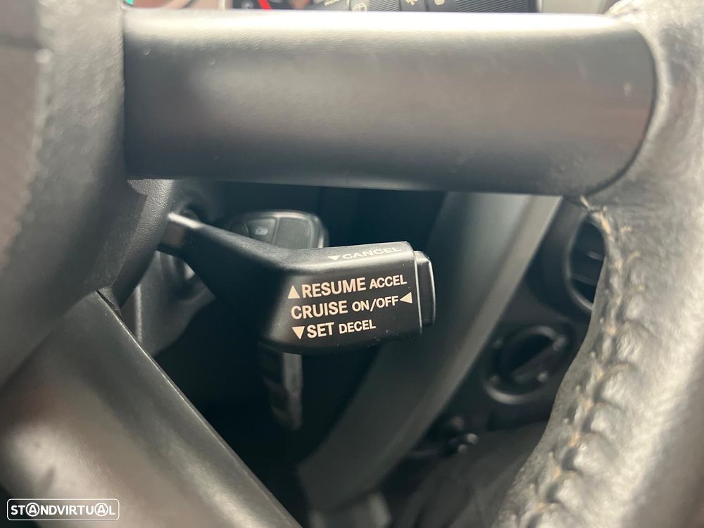 Jeep Wrangler 2.8 CRD ATX Sport - 26