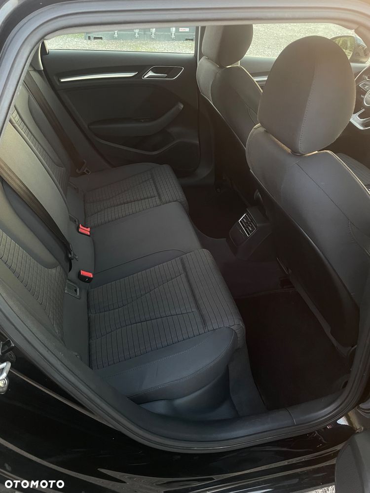 Audi A3 Sportback 1.6 TDI Sport S tronic - 7