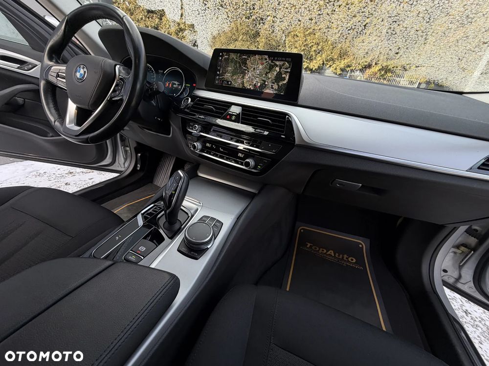 BMW Seria 5 520d - 16