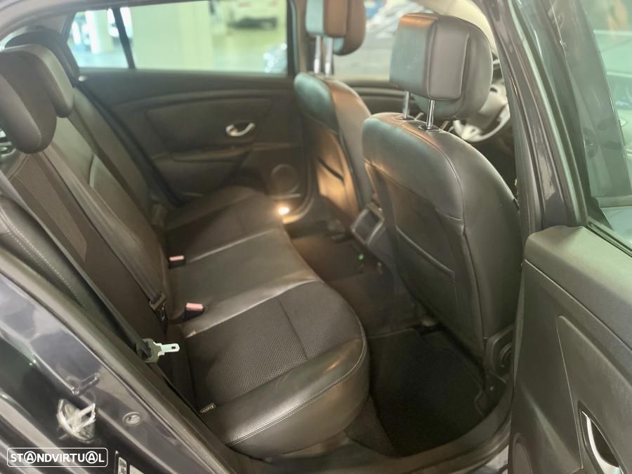 Renault Mégane Sport Tourer 1.5 dCi Dynamique SS - 15