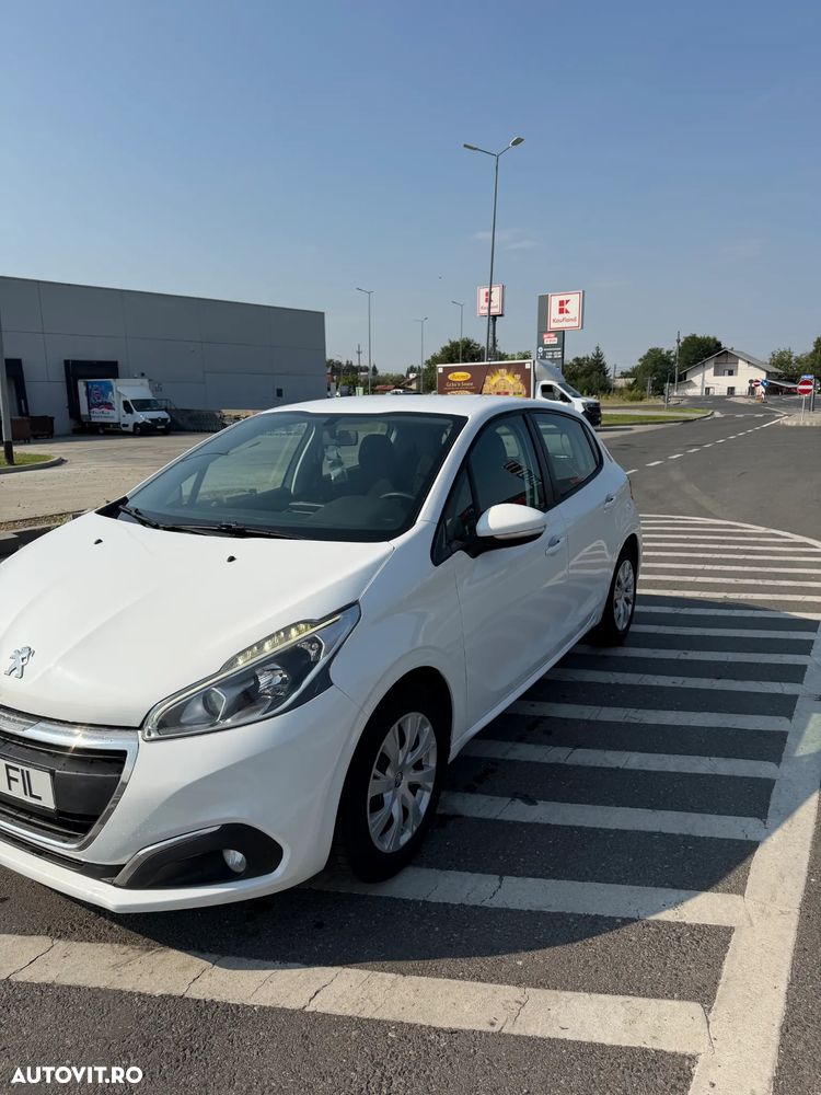 Peugeot 208 1.6 BlueHDi FAP Style - 10