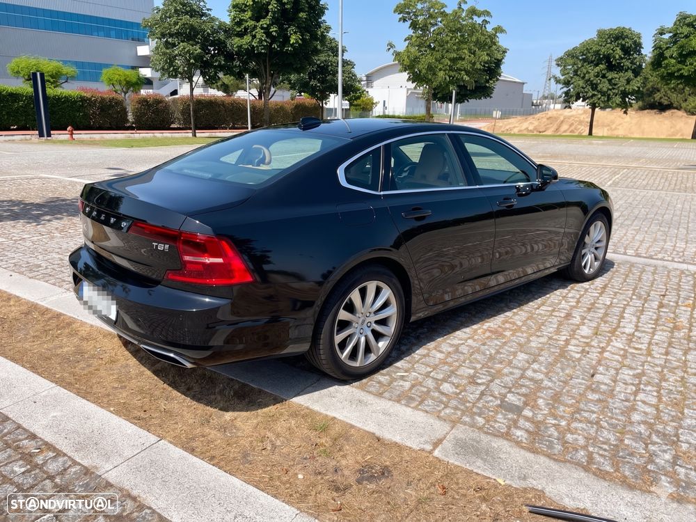Volvo S90 2.0 T8 Momentum AWD Geartronic - 5